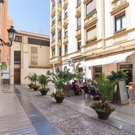 New Catedral Wabi Malaga Apartment Luaran gambar