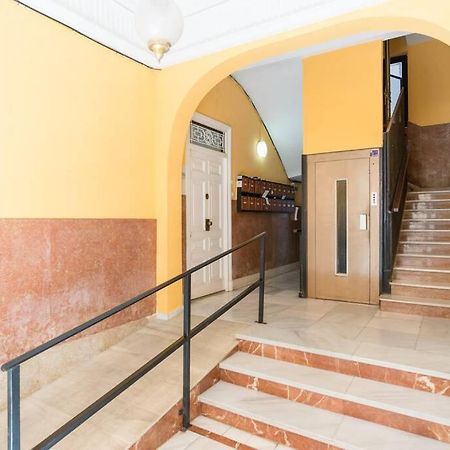 New Catedral Wabi Malaga Apartment Luaran gambar